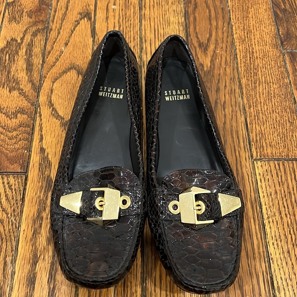 STUART WEITZMAN Crocodile Patent Leather Gold Mary Jane Buckle Loafers Size 7M - Picture 4 of 12